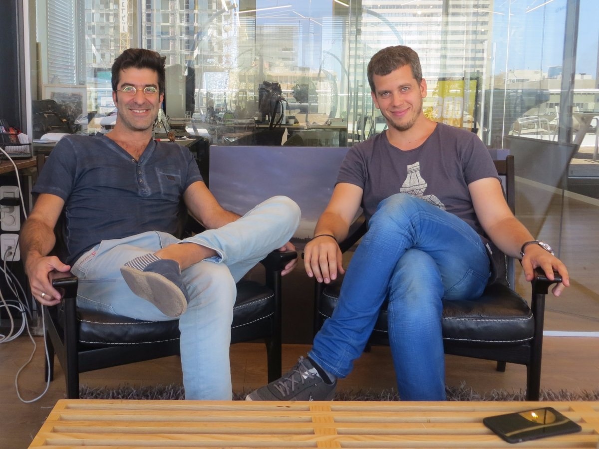 Nhà đồng sáng lập Tomer Bar Zeev (trái) cùng cộng sự Omer Kaplan (Ảnh: Business Insider)