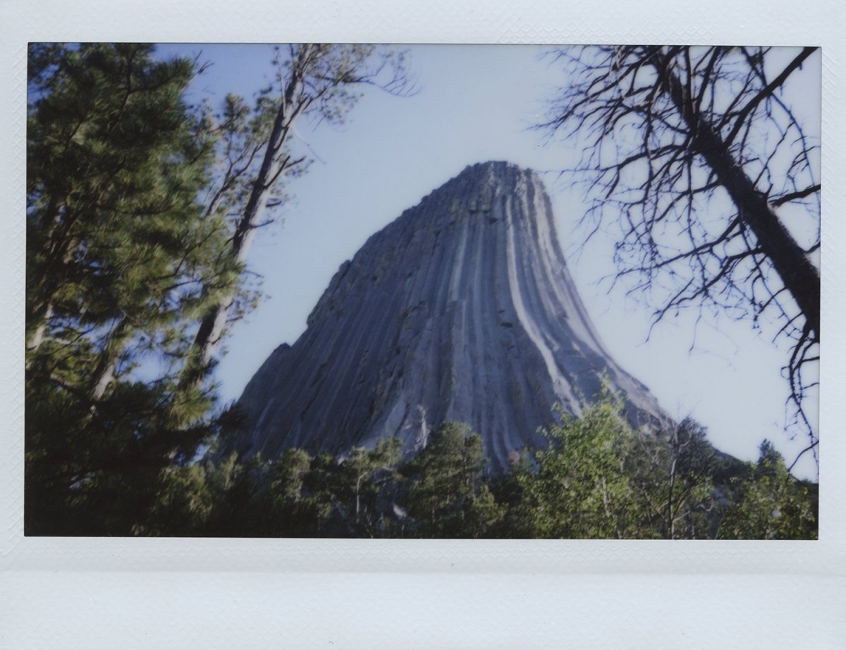 Ngay sau đó, nhiều người đã ngỏ ý muốn được nhìn thấy nhiều bức ảnh của Hawkeye hơn. Nhưng tờ National Geographic khuyên Huey nên mở tài khoản riêng cho con trai mình và trong ngày đầu tiên, có hơn 10.000 lượt theo dõi tài khoản HawkeyeHuey.