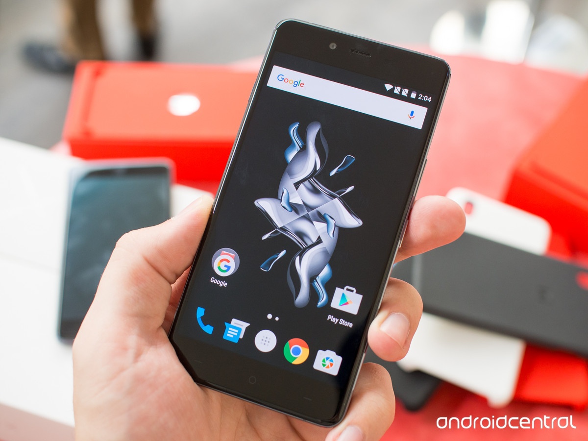  Máy ảnh trước với khẩu độ f/2.4 cho những tấm hình selfie 8 “chấm”.