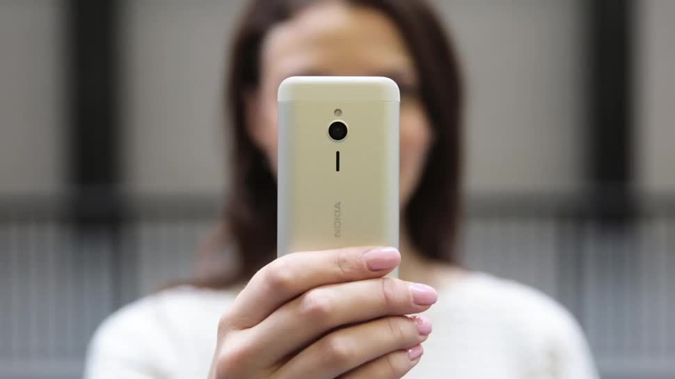 Nokia 230: Camera 2 megapixel, thiet ke kim loai hinh anh