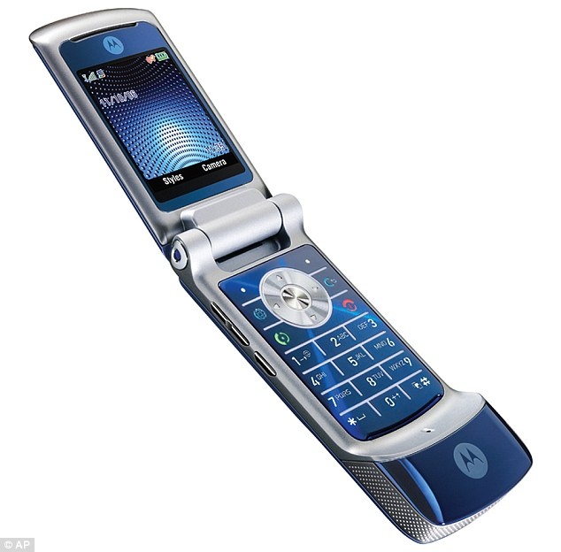 Razr V3 là sản phẩm mang tính đột phá thời điểm ra mắt.