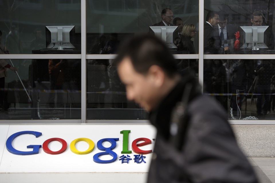 Cuoc dao thoat va man tro lai cua Google tai Trung Quoc hinh anh