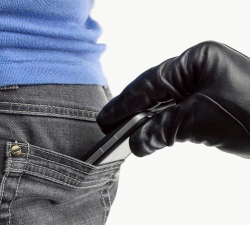 Phai lam gi khi smartphone bi danh cap? hinh anh