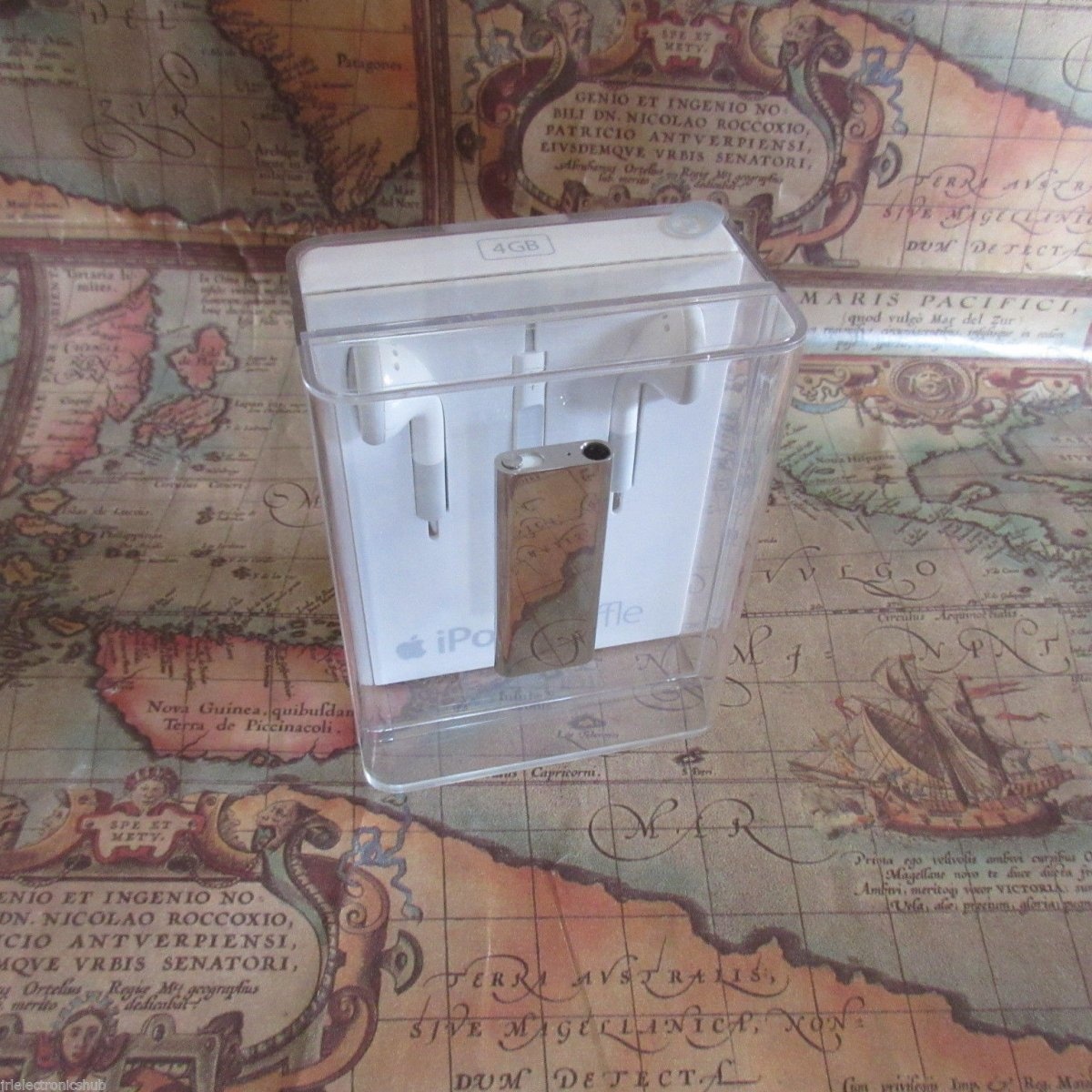 ban dau gia iphone co anh 1