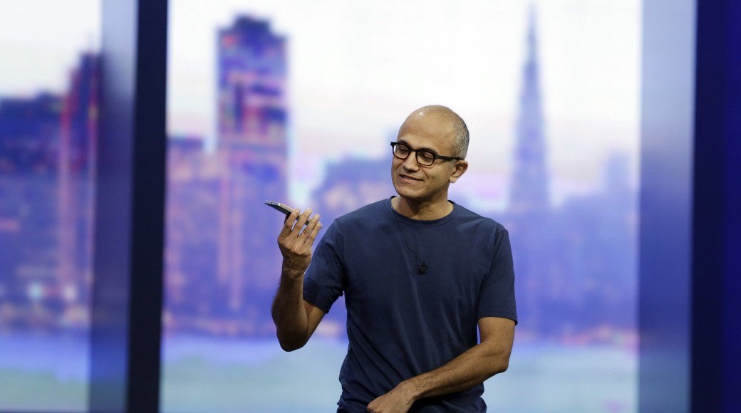 'Microsoft khong bo roi Windows Phone' hinh anh