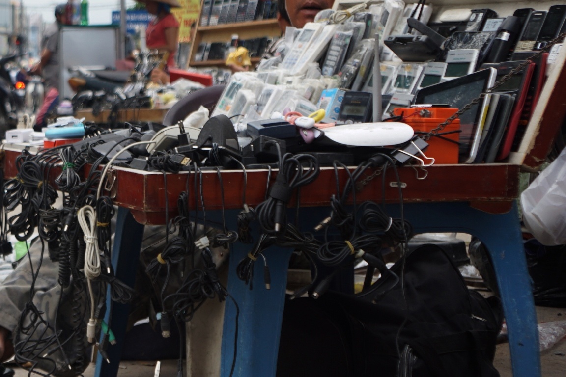 Chợ công nghệ lề đường ở Sài Gòn ảnh 7 Cho cong nghe le duong o Sai Gon anh 7