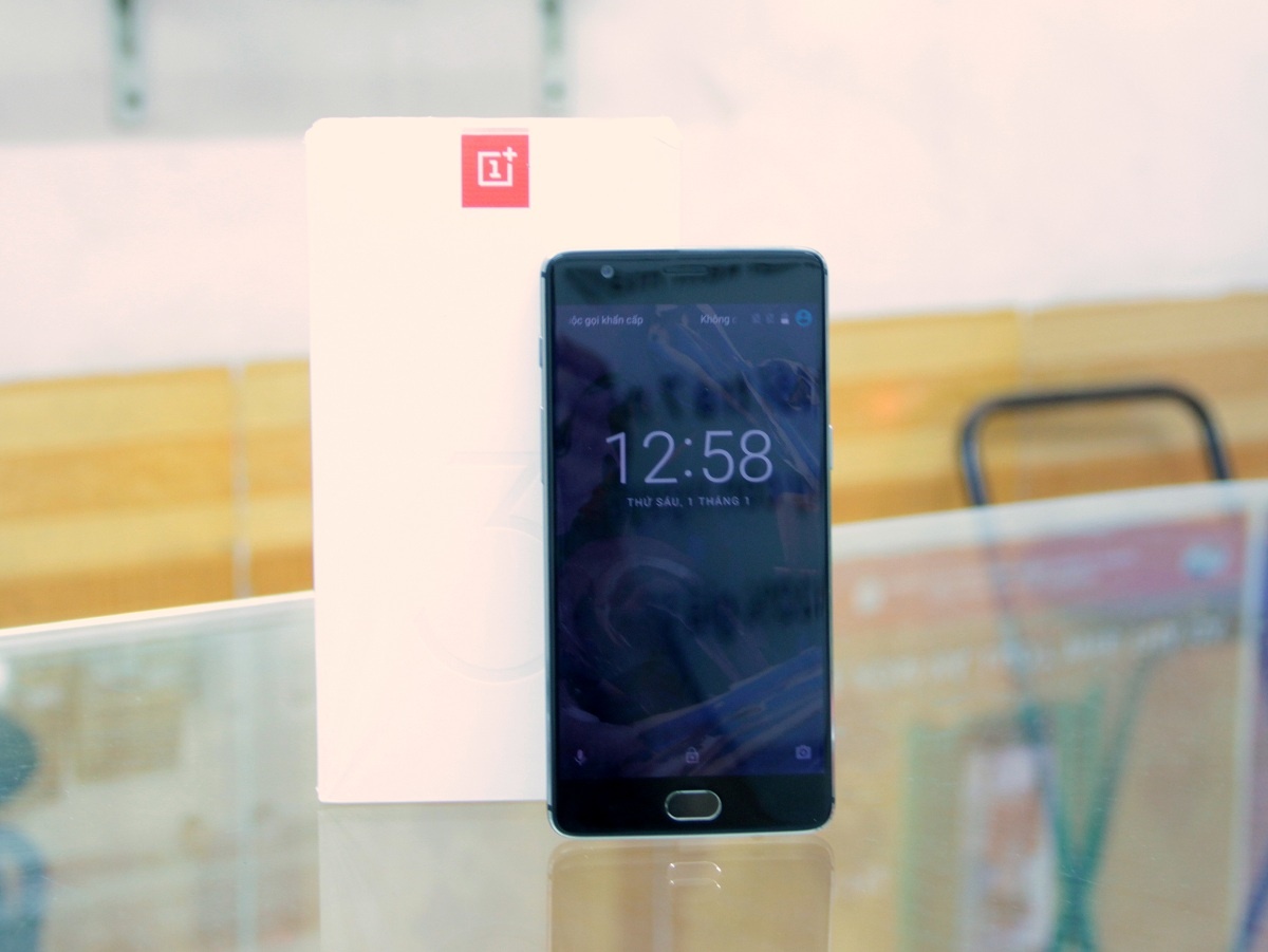 Mo hop OnePlus 3 RAM 6 GB gia 10,5 trieu o VN hinh anh