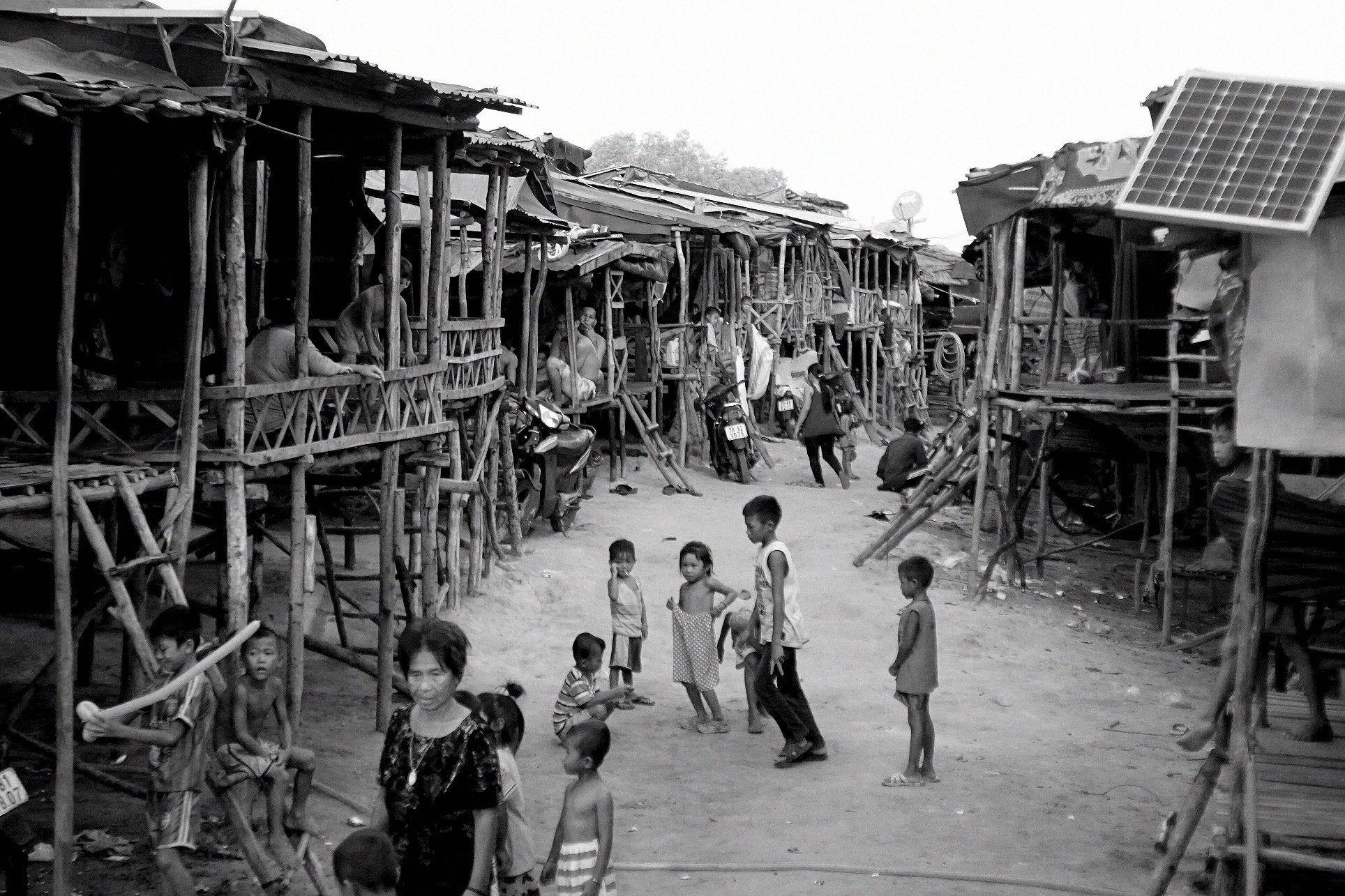 Xom Viet kieu Ta Do anh 1