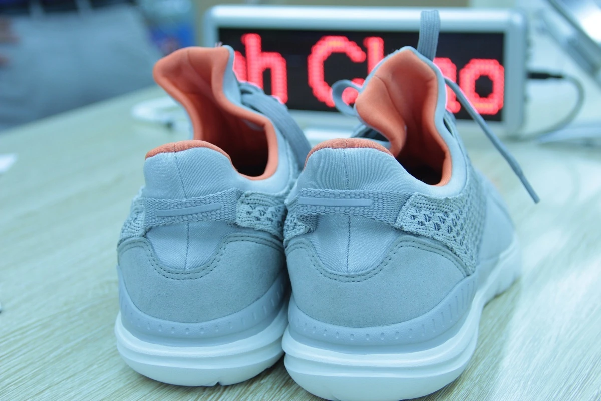 giay thong minh xiaomi tai Viet Nam anh 3