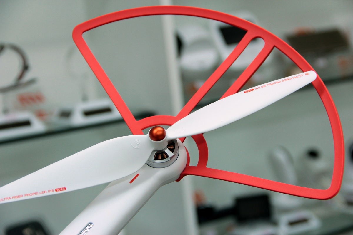 tren tay Xiaomi Mi Drone tai Viet Nam anh 2