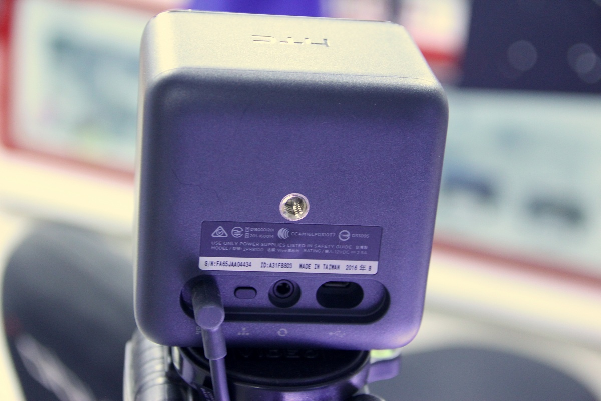 kinh thuc te ao HTC Vive tai viet nam anh 9