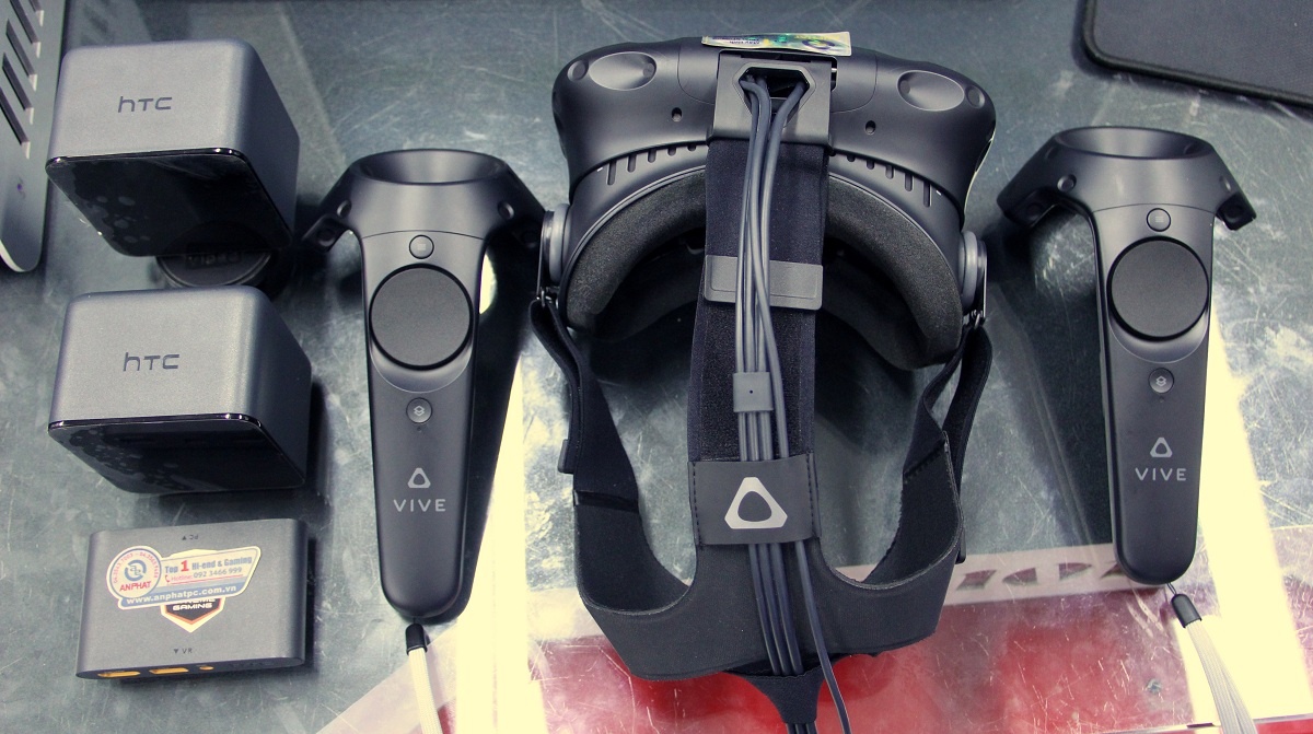 kinh thuc te ao HTC Vive tai viet nam anh 1