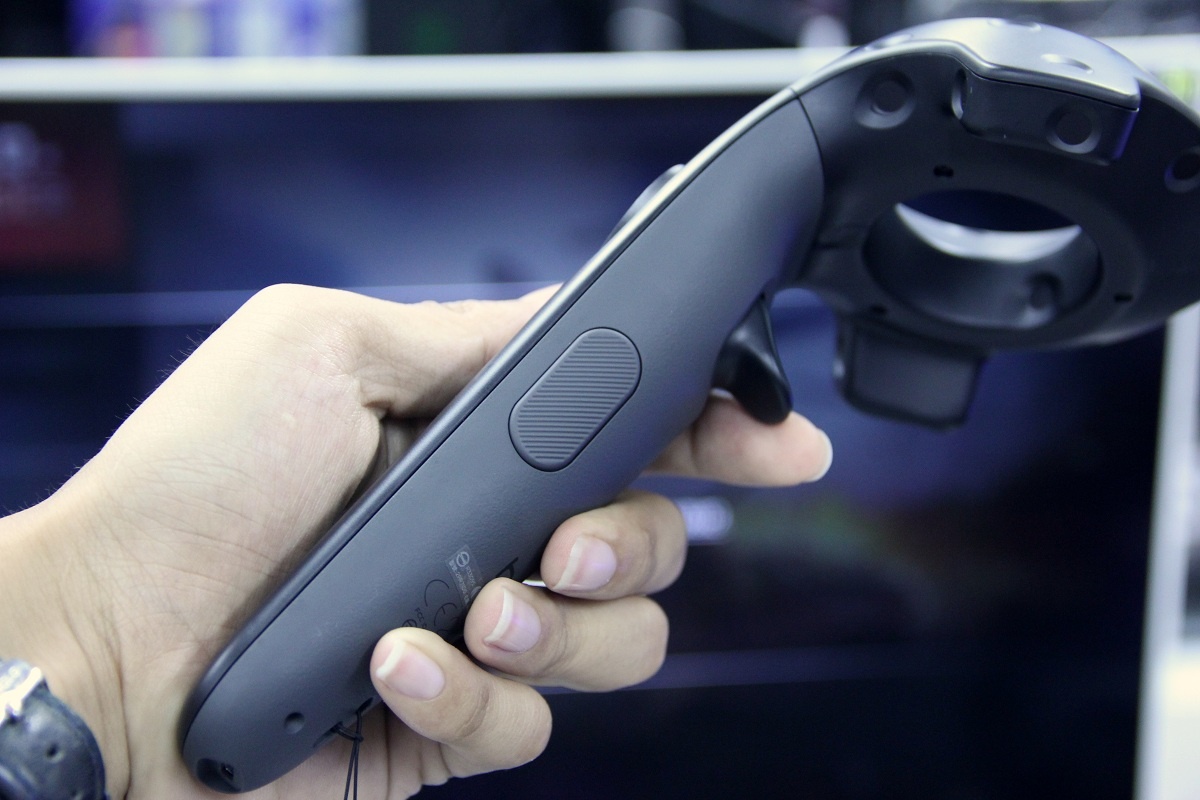 kinh thuc te ao HTC Vive tai viet nam anh 3