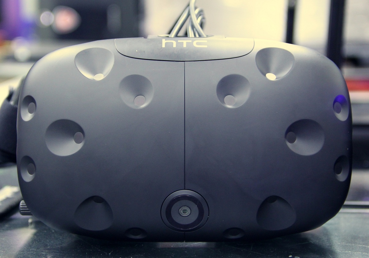 kinh thuc te ao HTC Vive tai viet nam anh 4