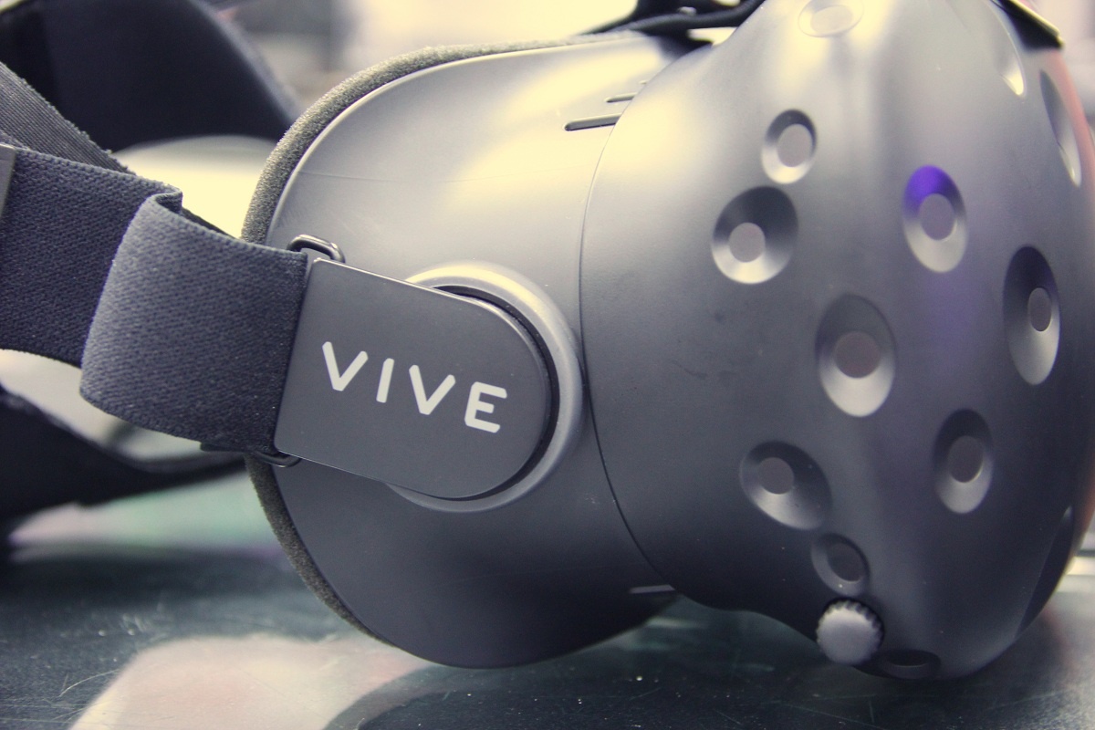 kinh thuc te ao HTC Vive tai viet nam anh 6