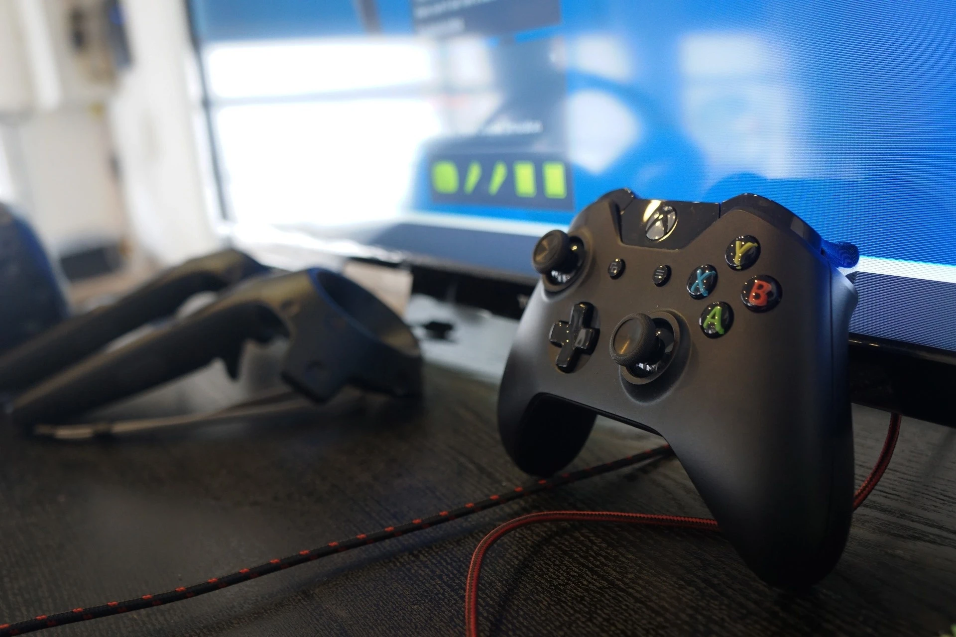 quan ca phe thuc te ao mien phi o sai gon anh 4