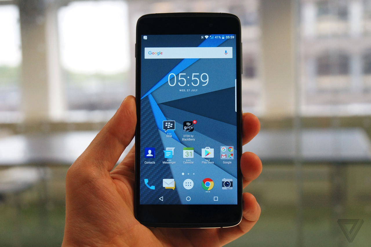 Anh thuc te smartphone 'bao mat nhat the gioi' tu BlackBerry hinh anh