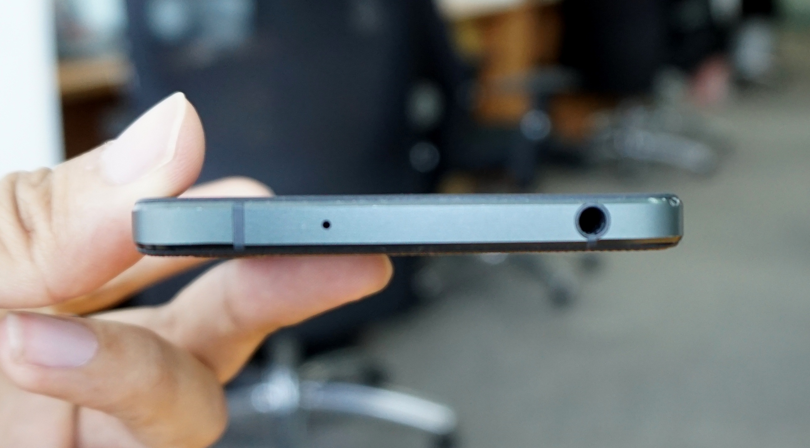 hinh anh BlackBerry DTEK50 tai Viet Nam anh 4