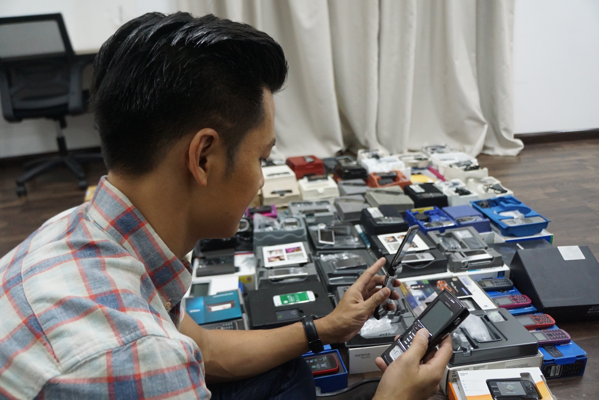 Bo suu tam dien thoai Nokia cua ca sy Duc Tuan anh 2