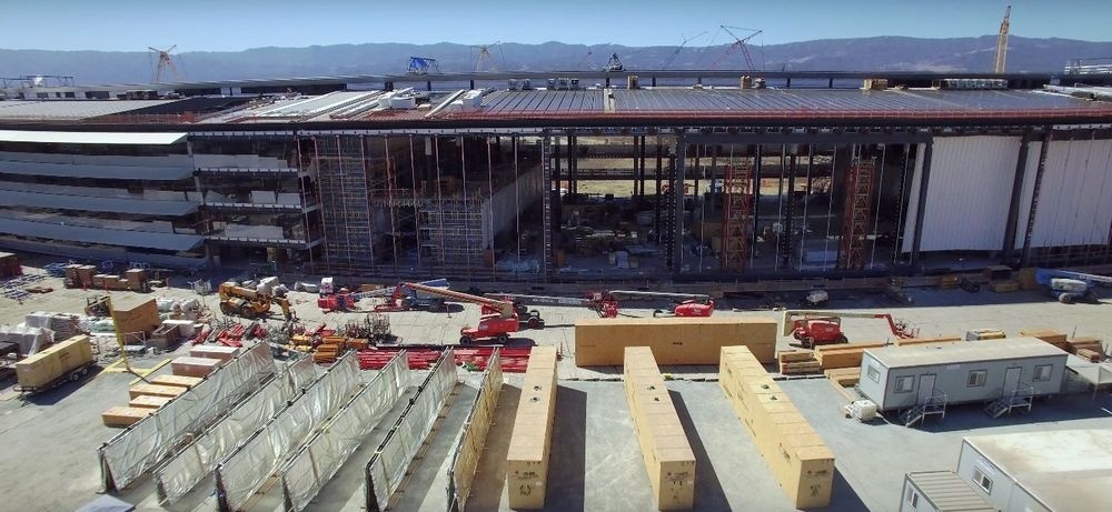 tru so phi thuyen Apple Campus 2 anh 2