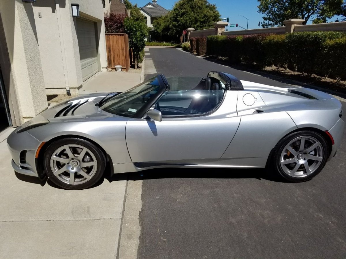 Tesla Roadster anh 9