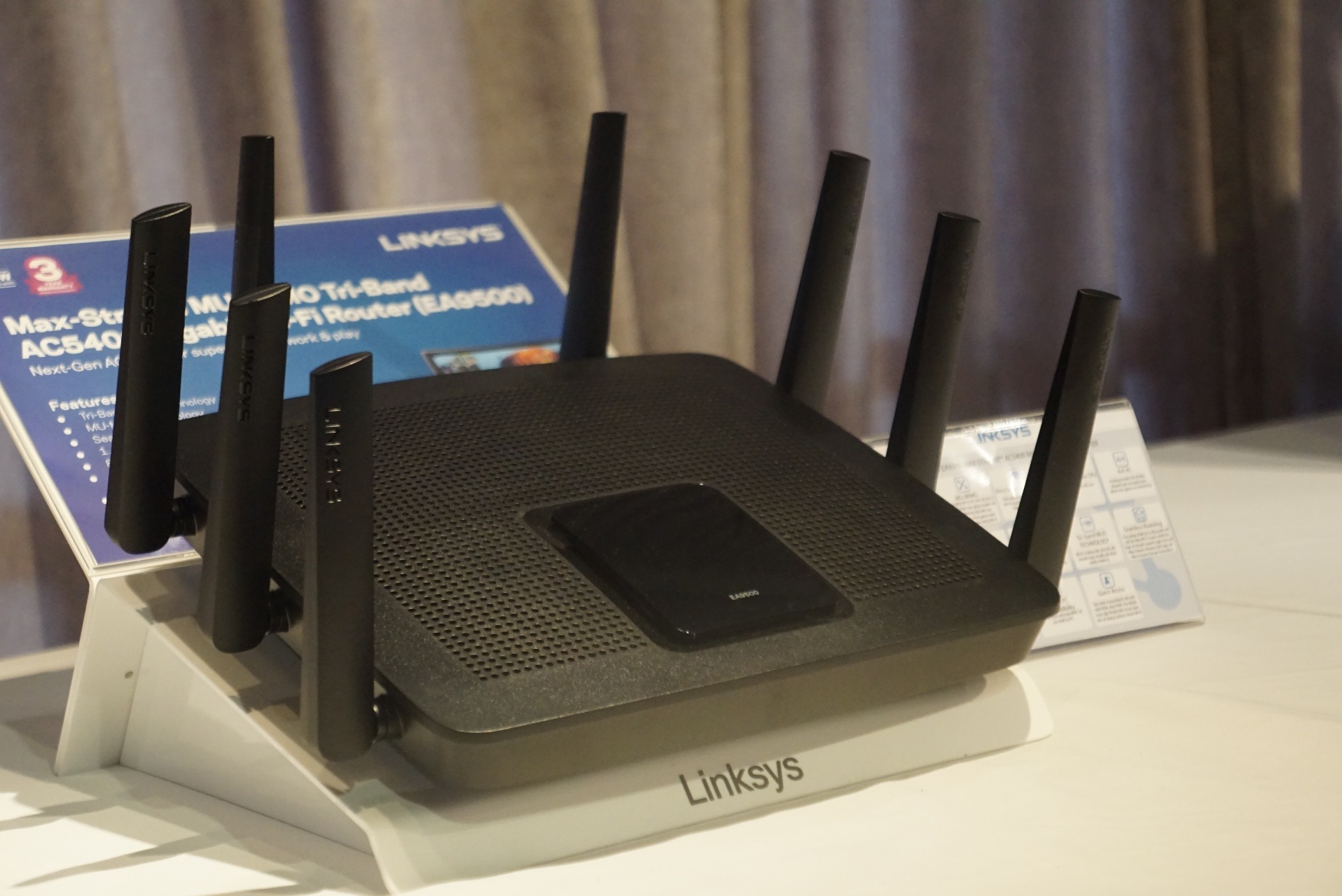 Linksys ra mat router Wi-Fi nhanh nhat the gioi anh 1