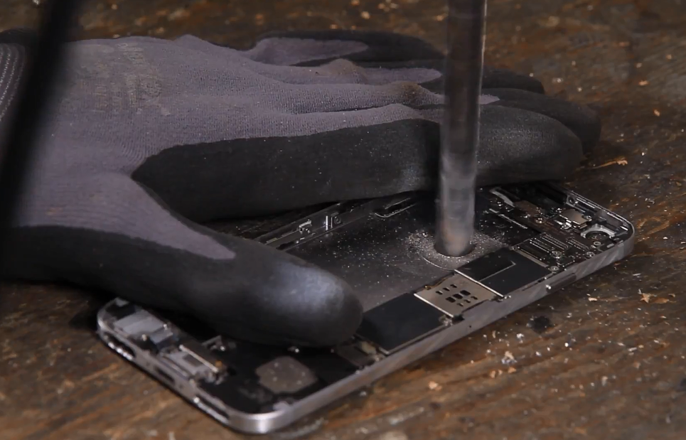 Do vo iPhone thanh Google Pixel hinh anh