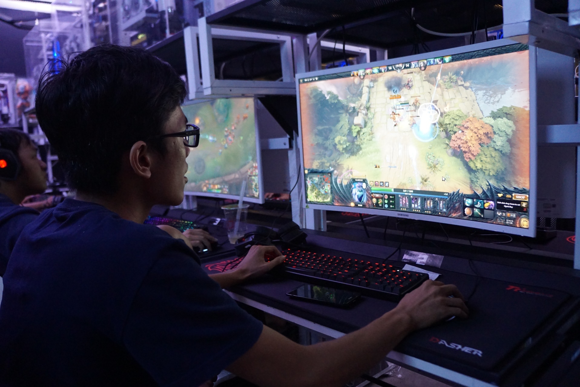 phong game khung nhat Sai Gon anh 7