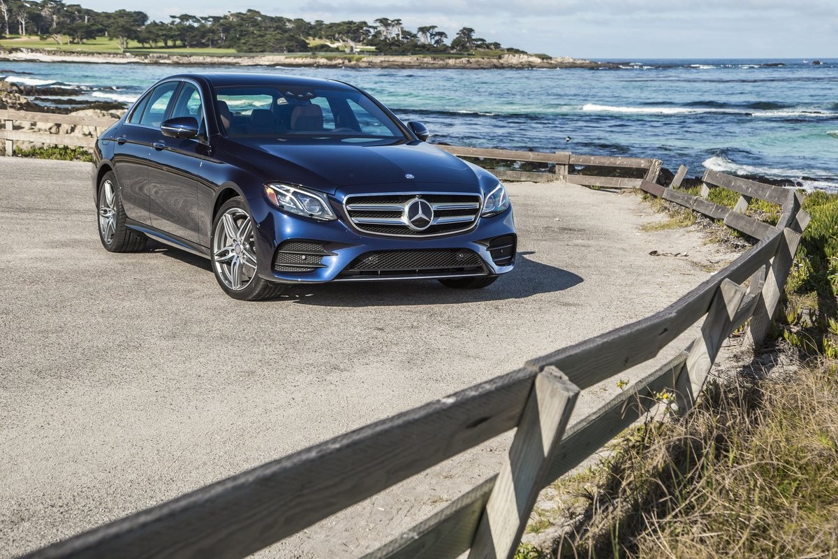 xe sang co nhieu do choi anh 1