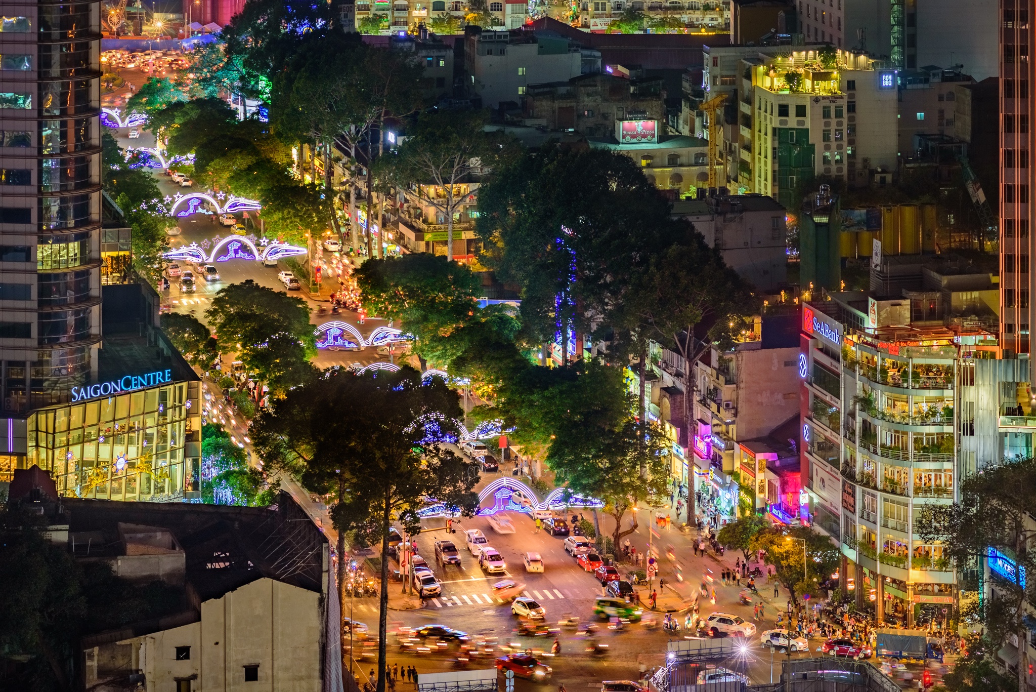 Sài Gòn lung linh trước năm mới ảnh 5 Sai Gon lung linh truoc nam moi anh 5