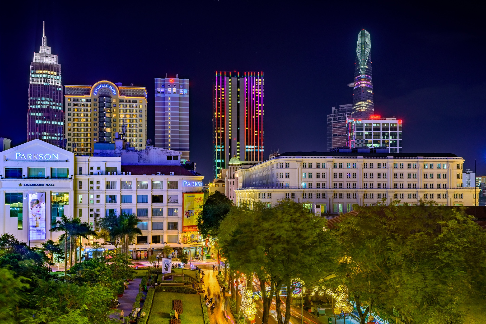 Sài Gòn lung linh trước năm mới ảnh 6 Sai Gon lung linh truoc nam moi anh 6