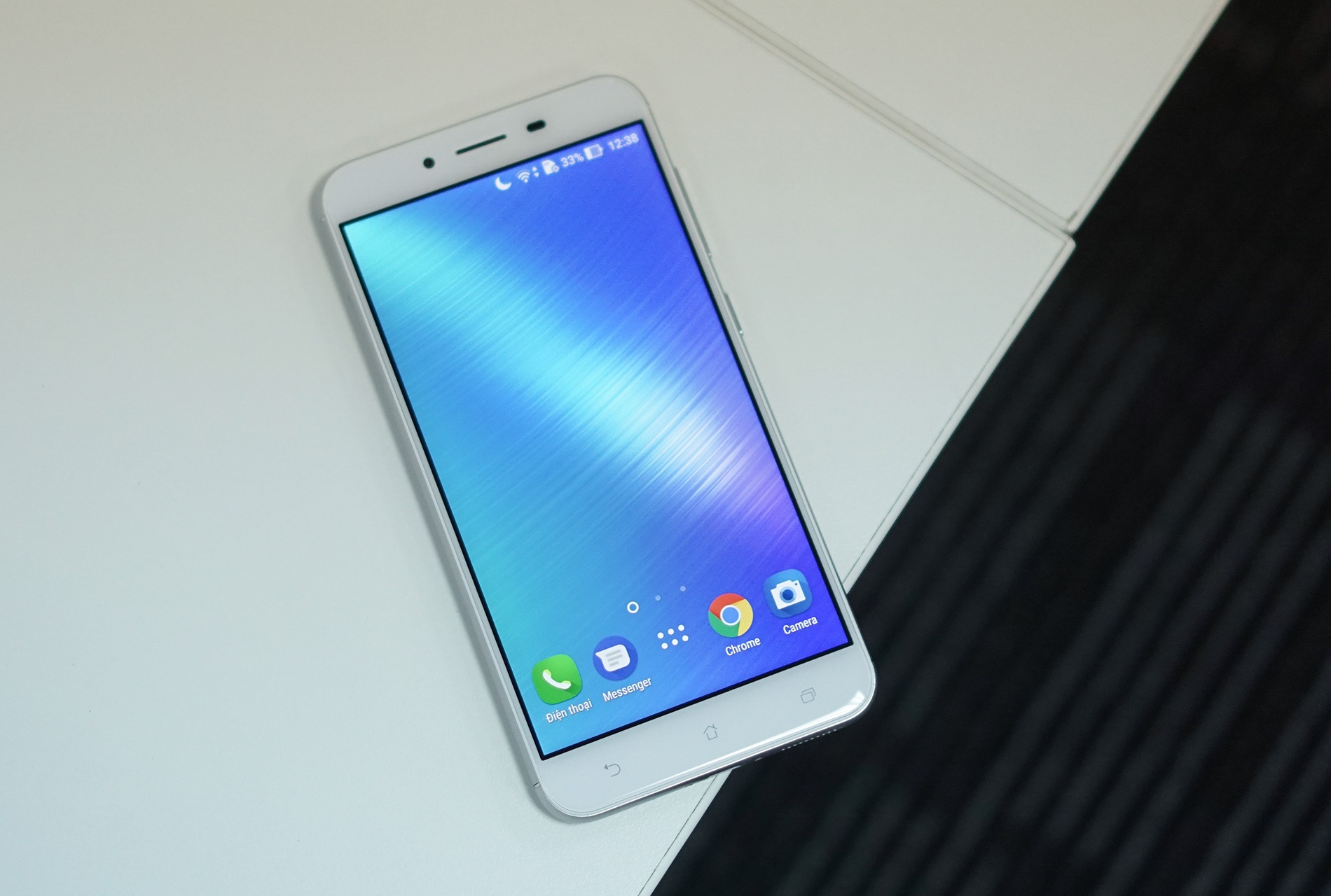 Danh gia Zenfone 3 Max 5.5: Pin trau, camera chat luong hinh anh