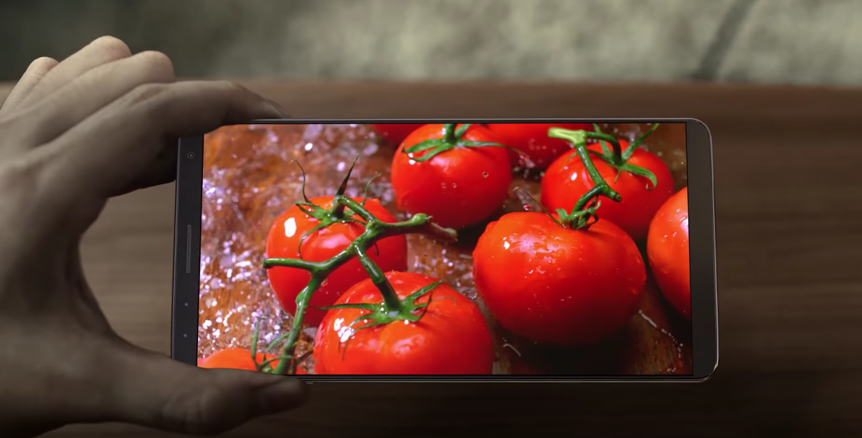 Samsung tiet lo thiet ke Galaxy S8 khi quang cao man AMOLED hinh anh