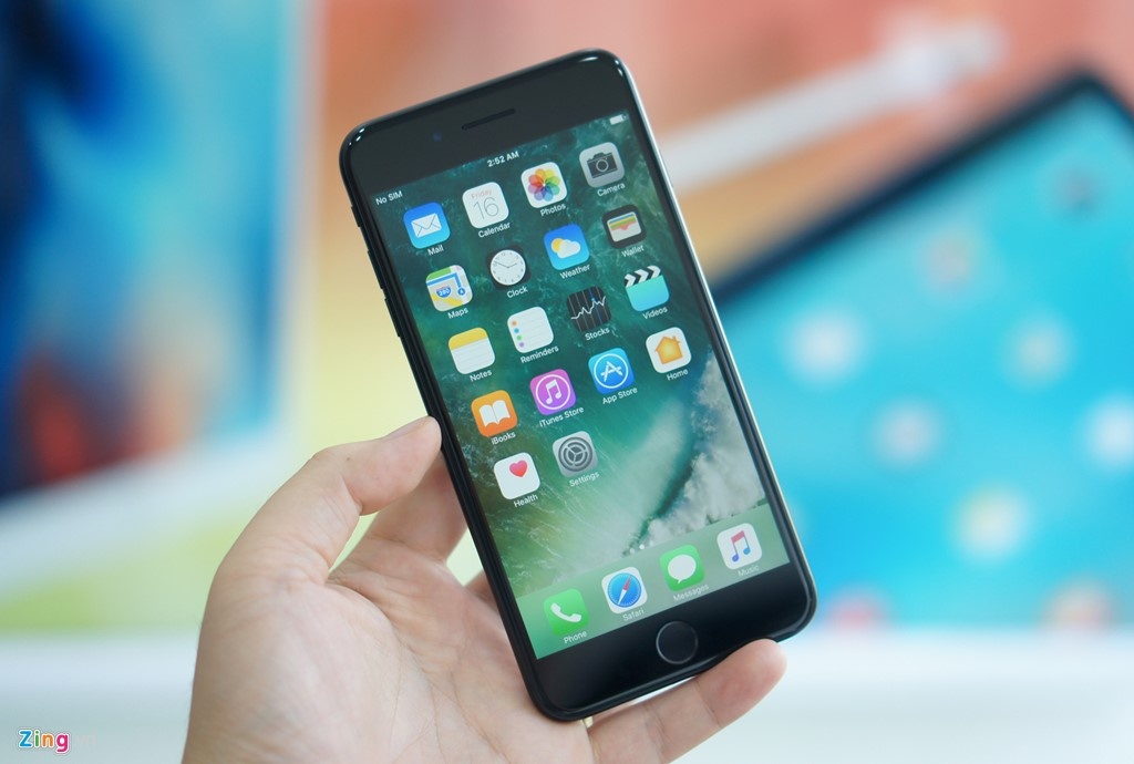 iPhone va quan jeans se co 'gia dien' neu san xuat tai My? hinh anh