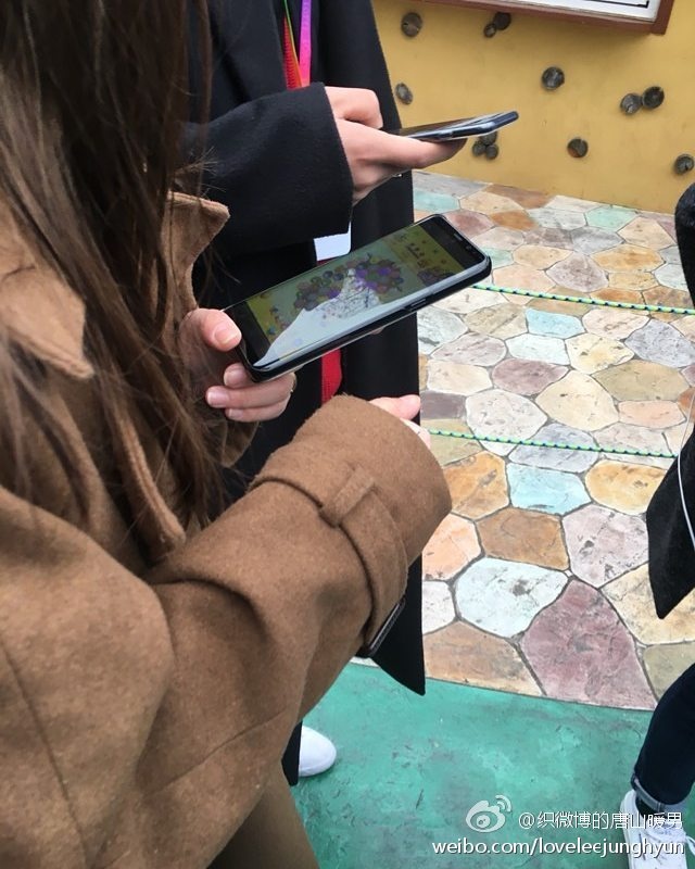 Lo anh Galaxy S8+ anh 1