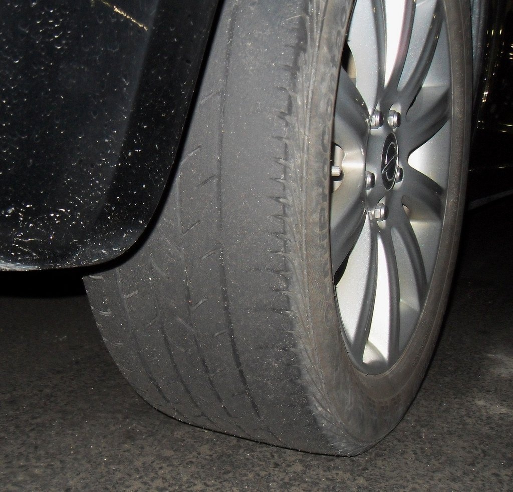 meo giup oto ben hon anh 3