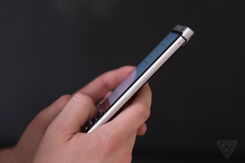 Anh BlackBerry KeyOne anh 5