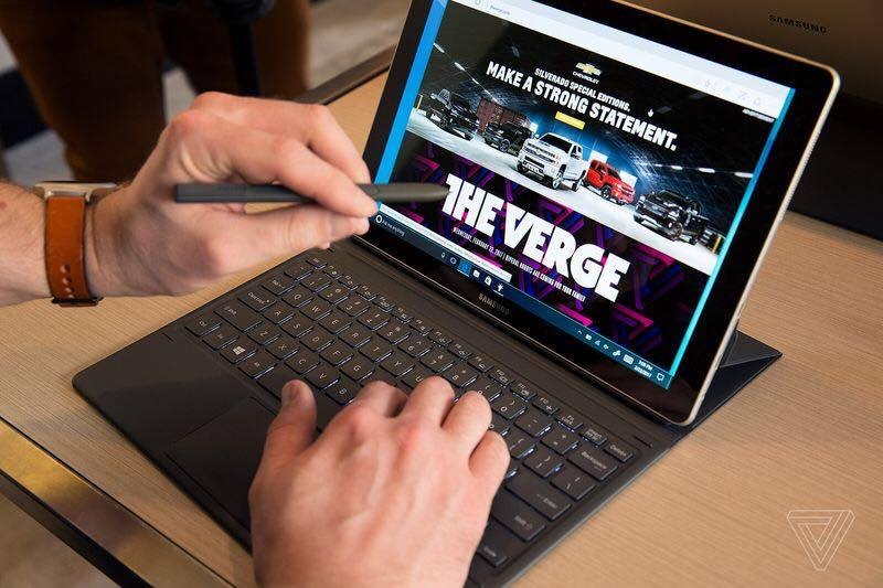 Samsung ra mat Galaxy Book, doi thu cua Surface hinh anh