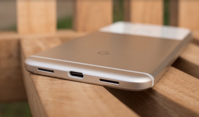 Google Pixel the he tiep theo se bo giac 3.5 mm hinh anh