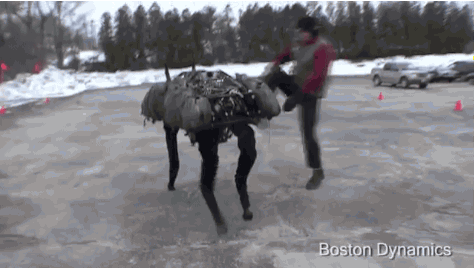 Robot hanh quan, chuyen do hinh chu cho hinh anh