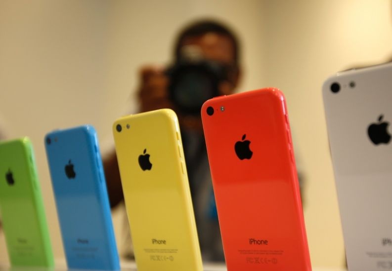 10 nam iPhone qua anh hinh anh