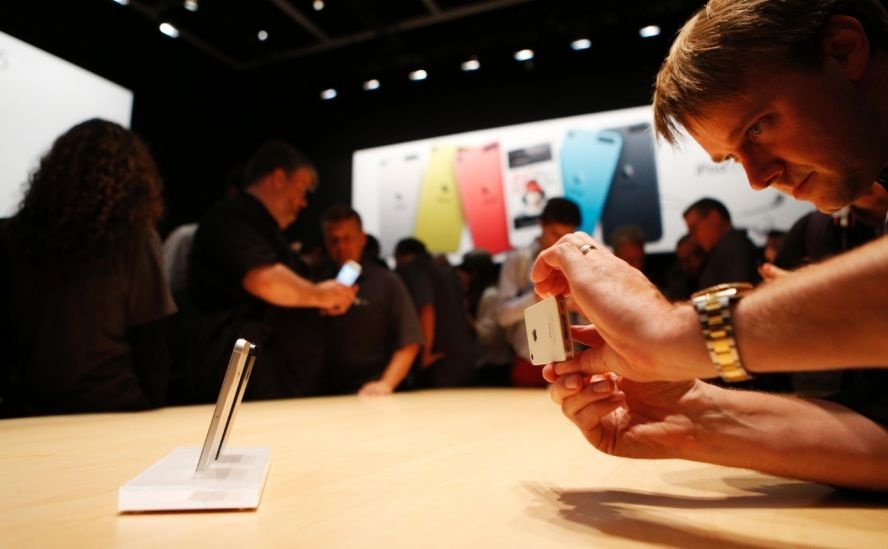 10 nam lich su iPhone anh 9