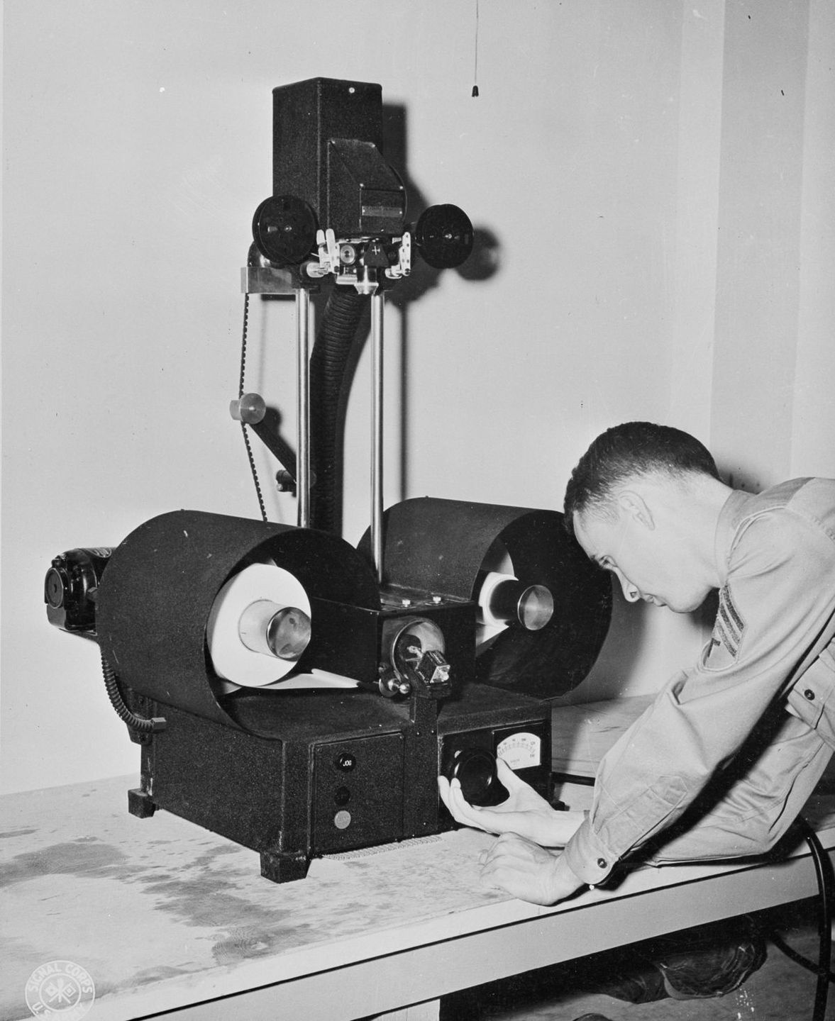 Cach nguoi My gui mail trong the chien thu 2 anh 7