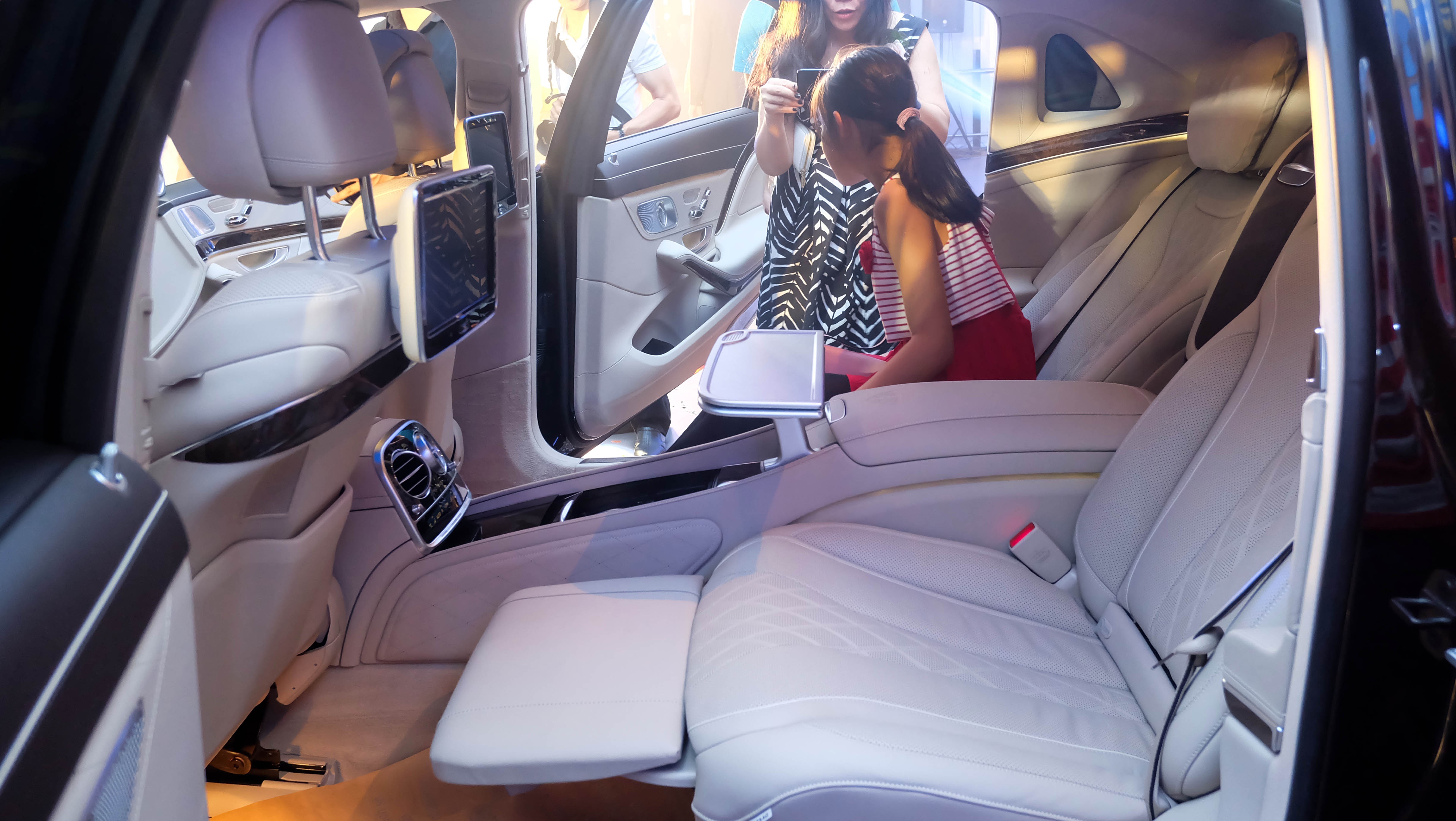 Mercedes-Maybach S400 tai Viet Nam anh 14