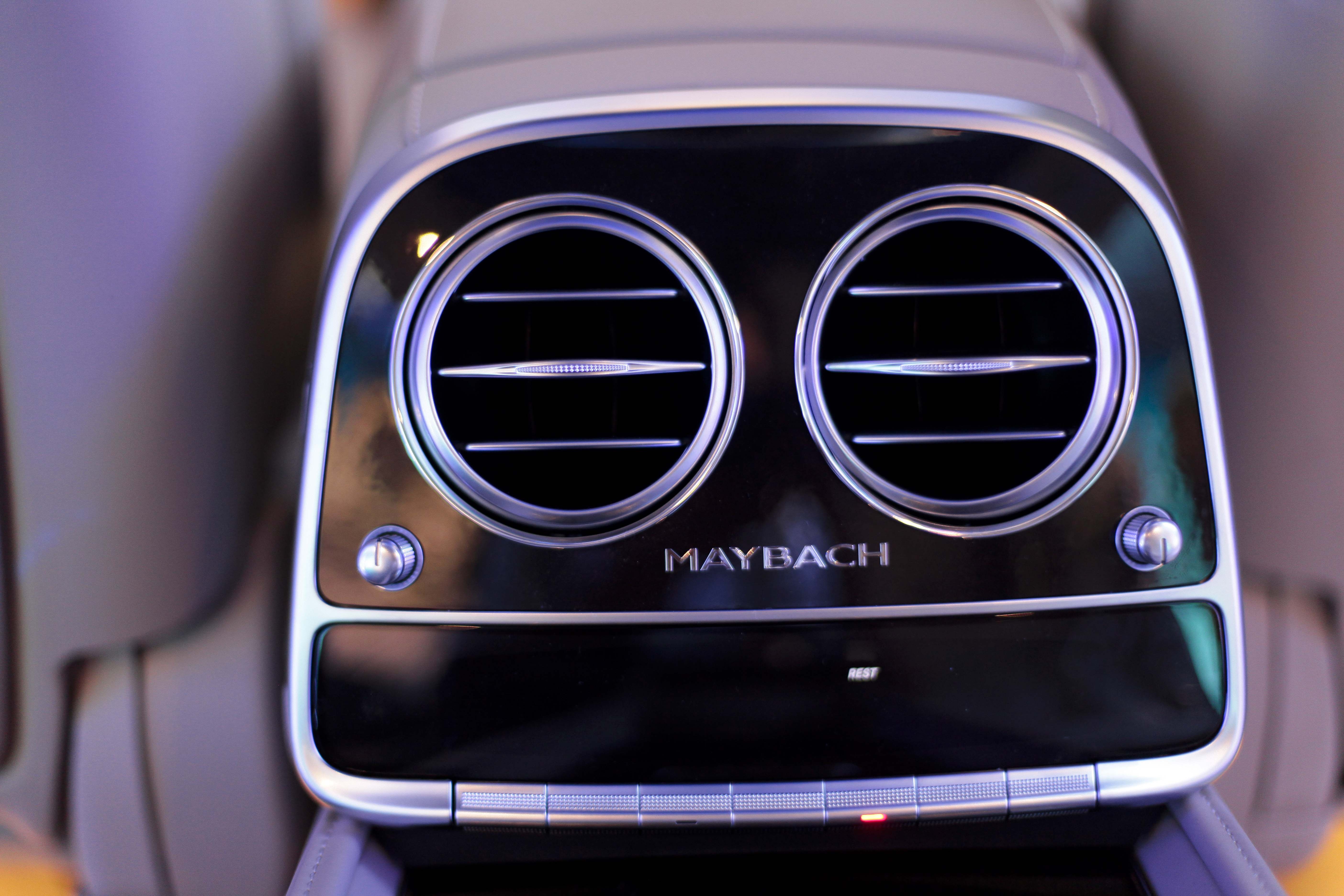 Mercedes-Maybach S400 tai Viet Nam anh 16