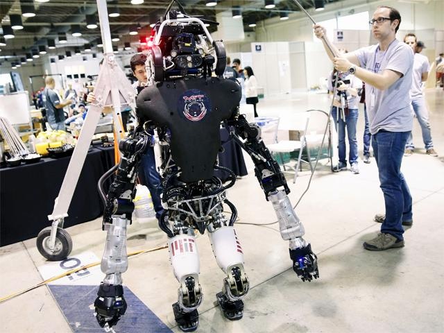 Robot cuu nguoi anh 3