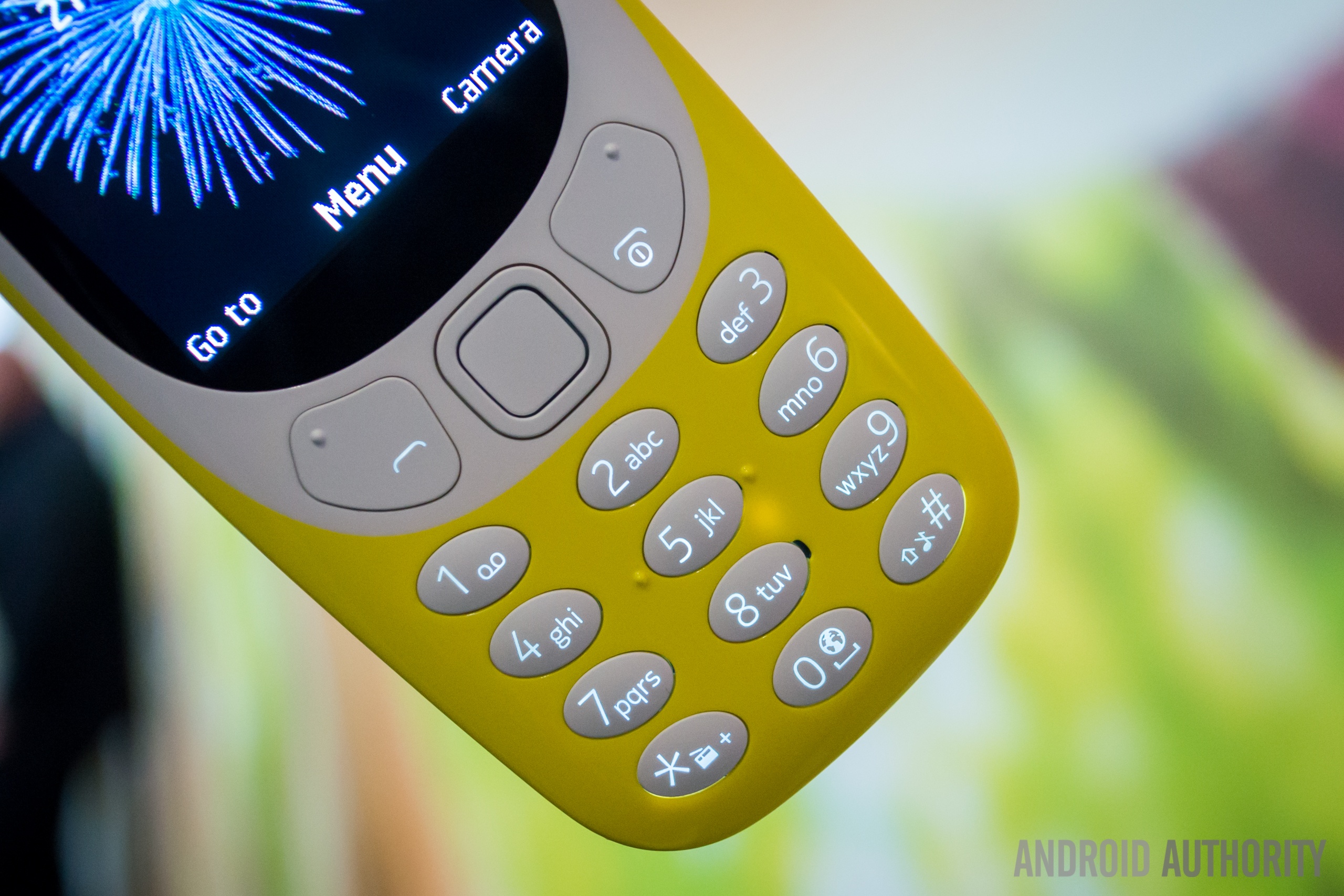 Mua Nokia 3310 anh 2