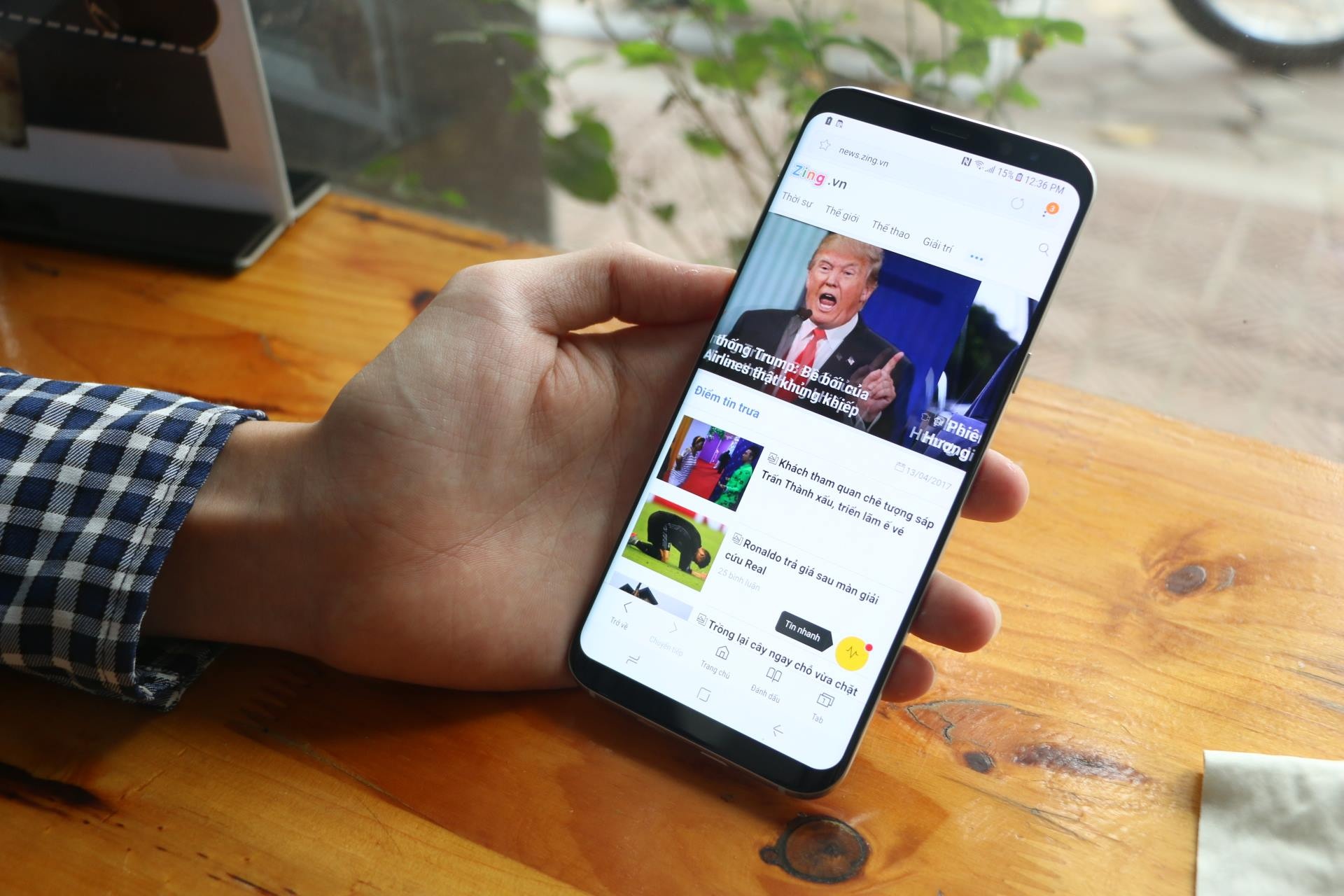Anh Galaxy S8+ dau tien tai Viet Nam hinh anh