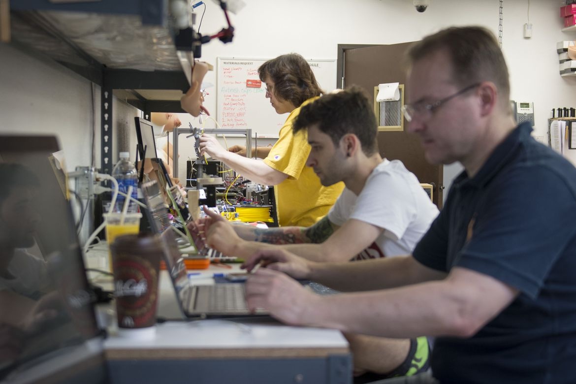 Robot tinh duc co tri tue anh 3