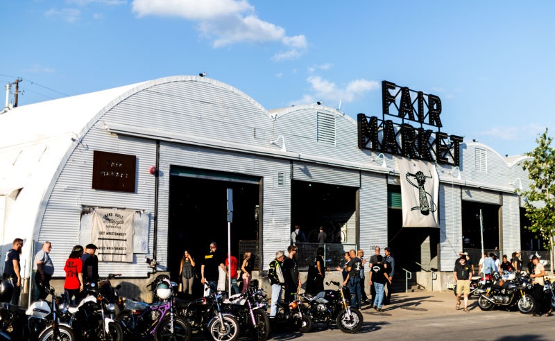 Xuong mo to do Revival Cycles anh 1